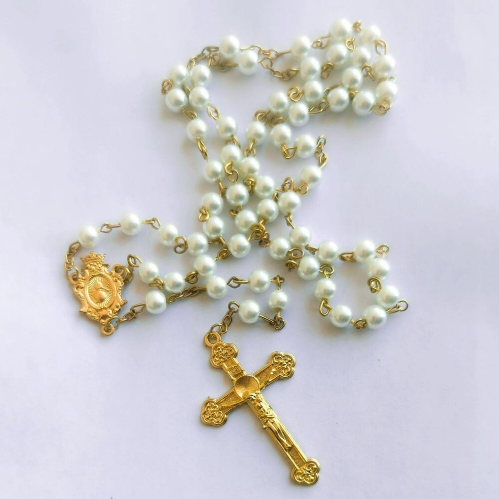 Vintage Faux Pearl Gold-Tone Rosary Necklace Sacred Heart Purity Prayer Beads